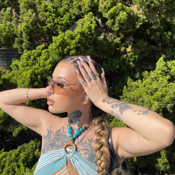 Meet your Posher, Viviana - Picture 1 of 1